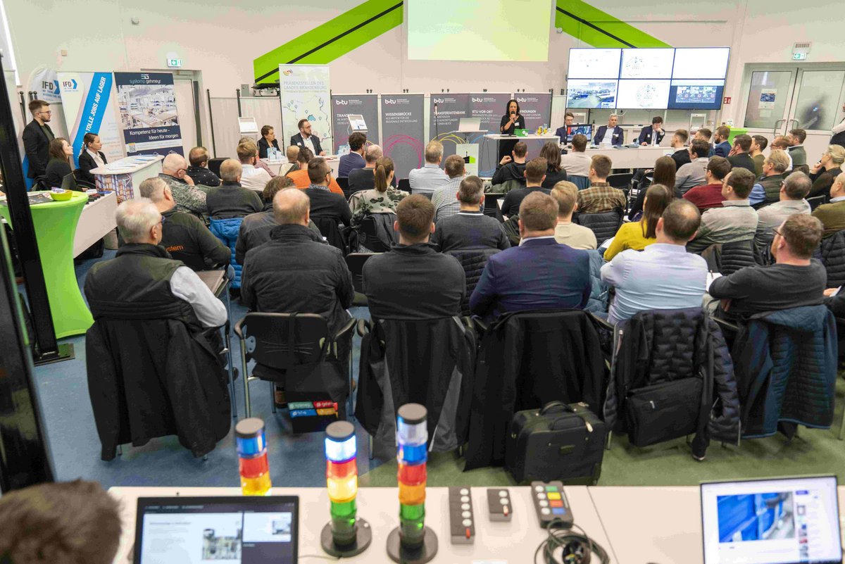 Unternehmensveranstaltung im Zentrum Effiziente Fabrik.