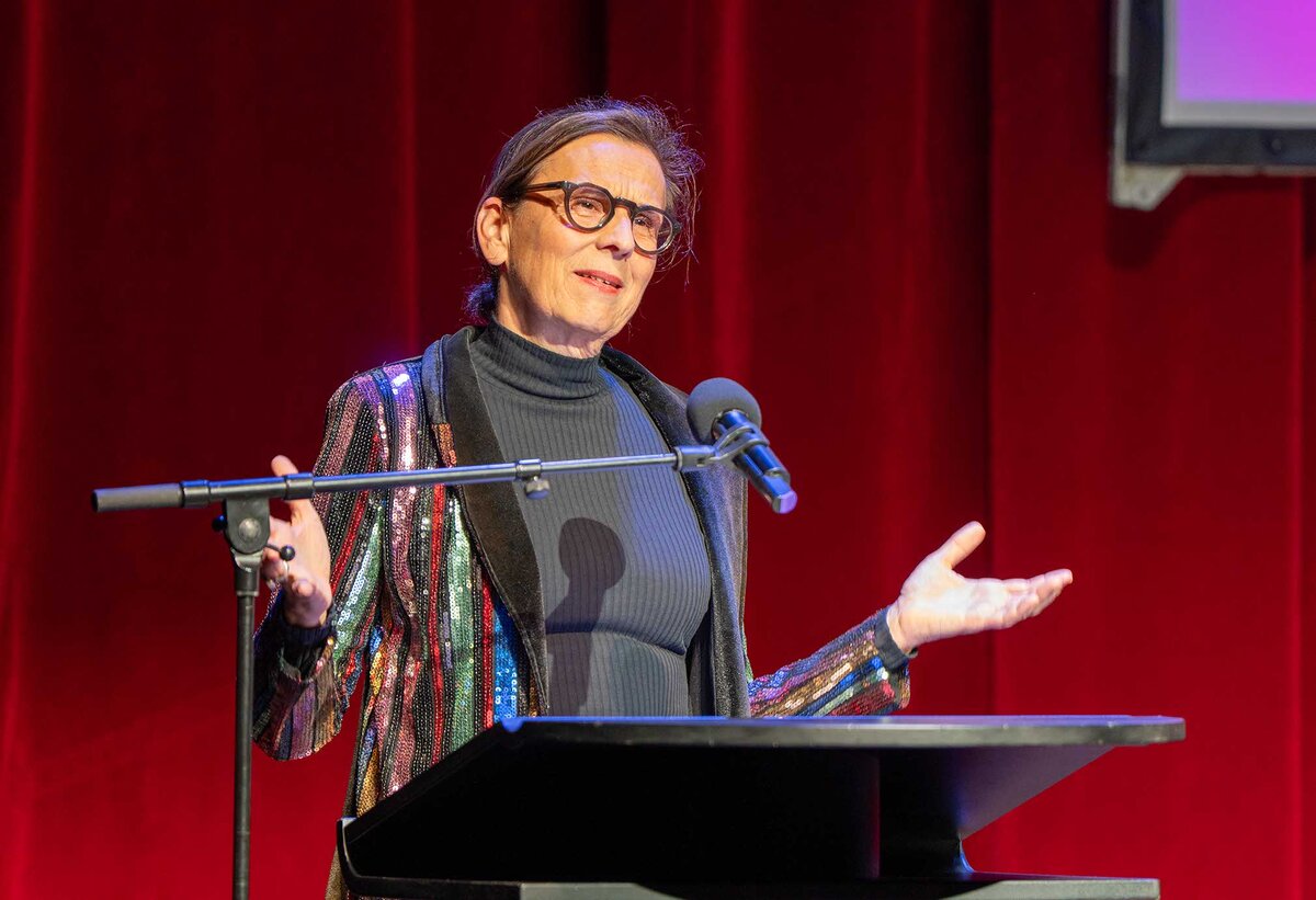 Die BTU-Präsidentin Prof. Dr. Gesine Grande am Rednerpult.