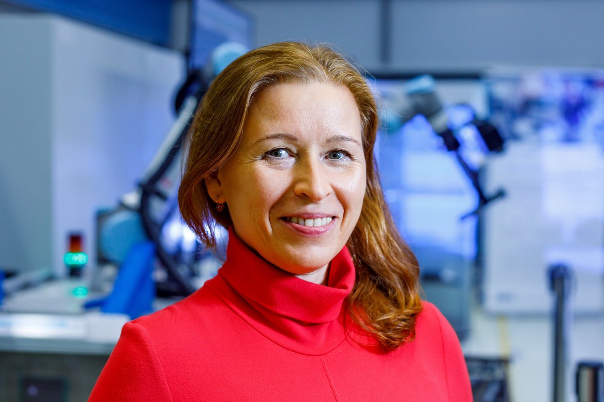 Porträtfoto von Dr. Svetlana Meissner.