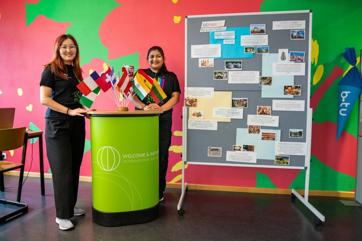 Beraterinnen am Welcomepoint