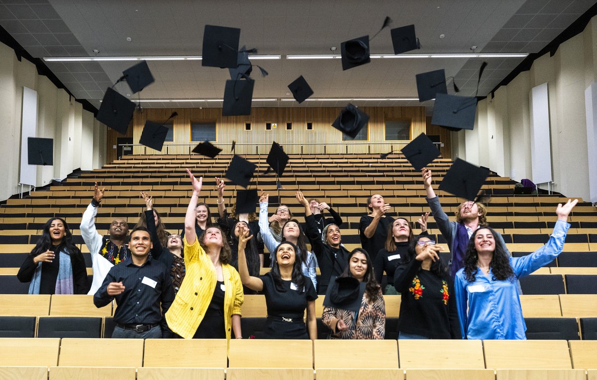 Gruppenfoto der Graduierten