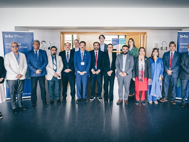 Besuch der pakistanischen Delegation an der BTU Cottbus-Senftenberg (Foto: BTU, Sascha Thor)