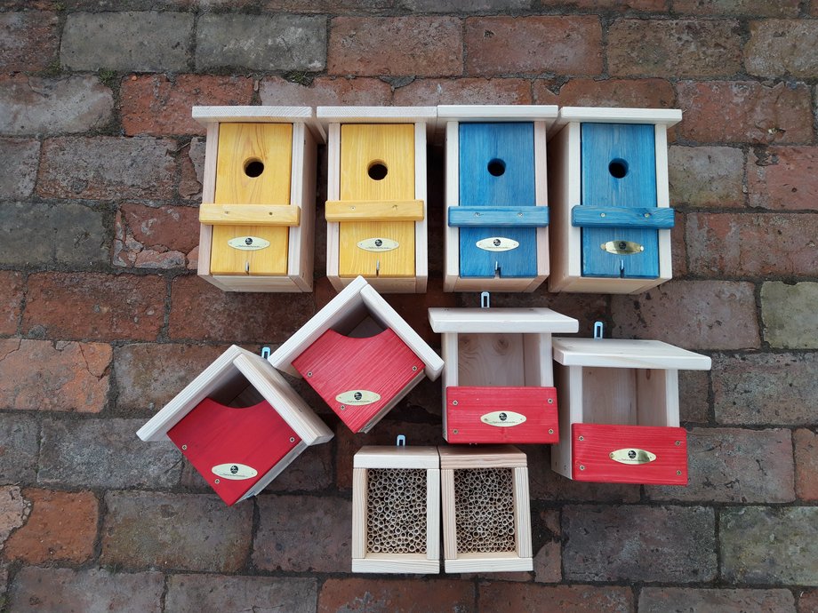 Nesting boxes for birds and wild bees at all BTU locations