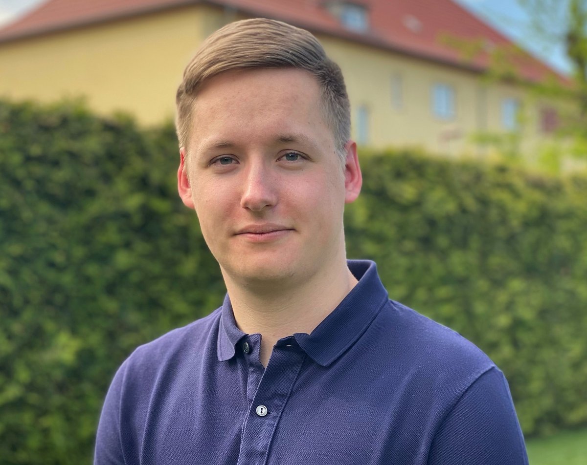 Porträtfoto von Leon Schüler, der dual Maschinenbau anb der BTU studiert. Foto: privat
