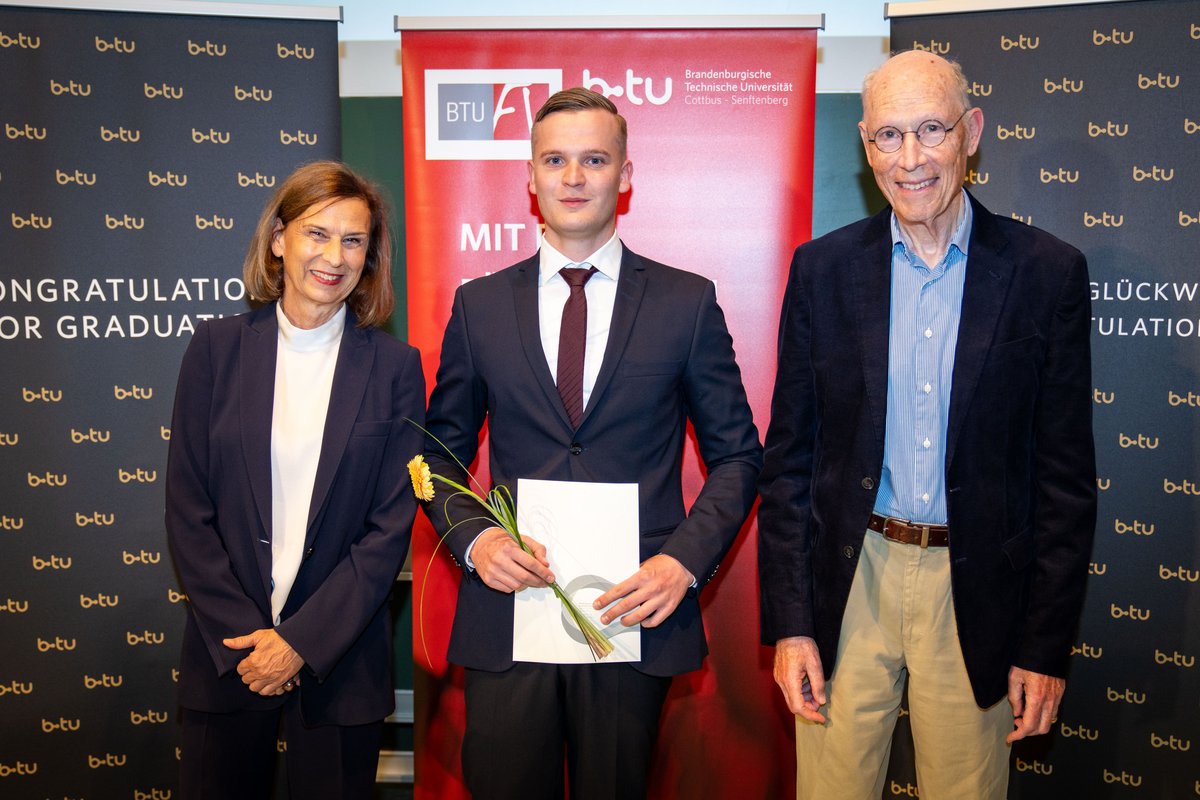 Lennart Schmidtsdorff erhält Preis für die beste Bachelorarbeit an der BTU
