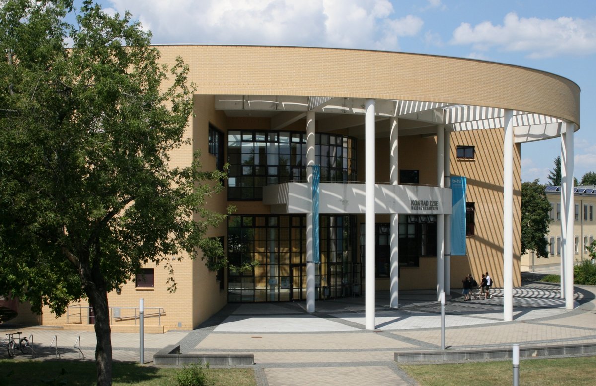Blick auf das Konrad-Zuse-Medienzentrum.