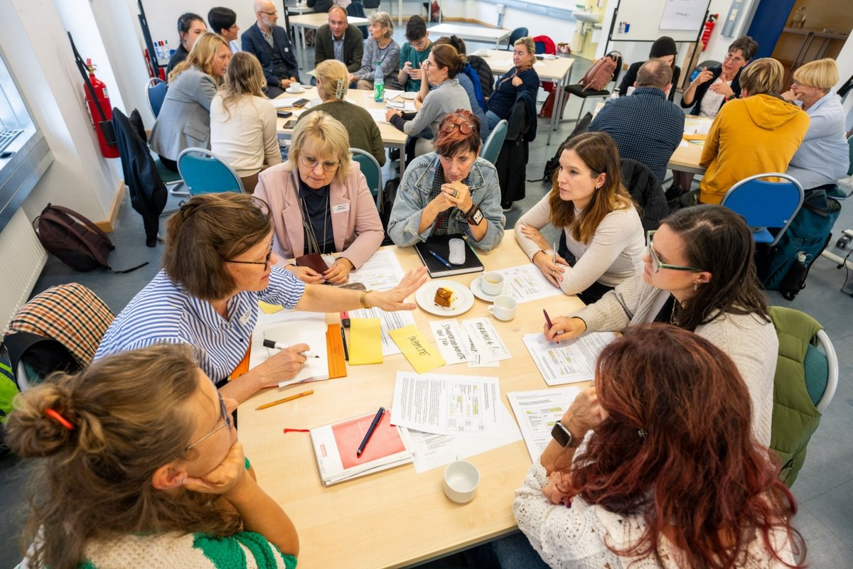 Diskussionsrunde zum Masterstudiengang Lehramt Primarstufe im Rahmen der Senftenberger Werkstatt.