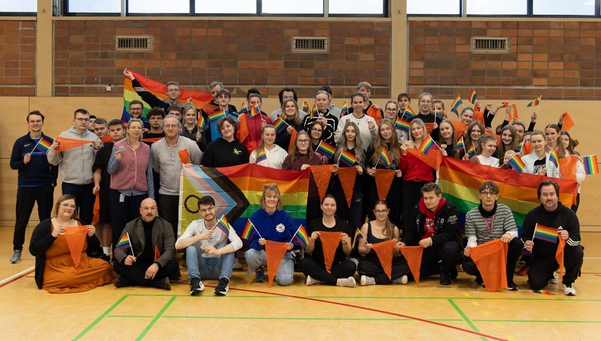 Gruppenbild Studierende und Lehrende