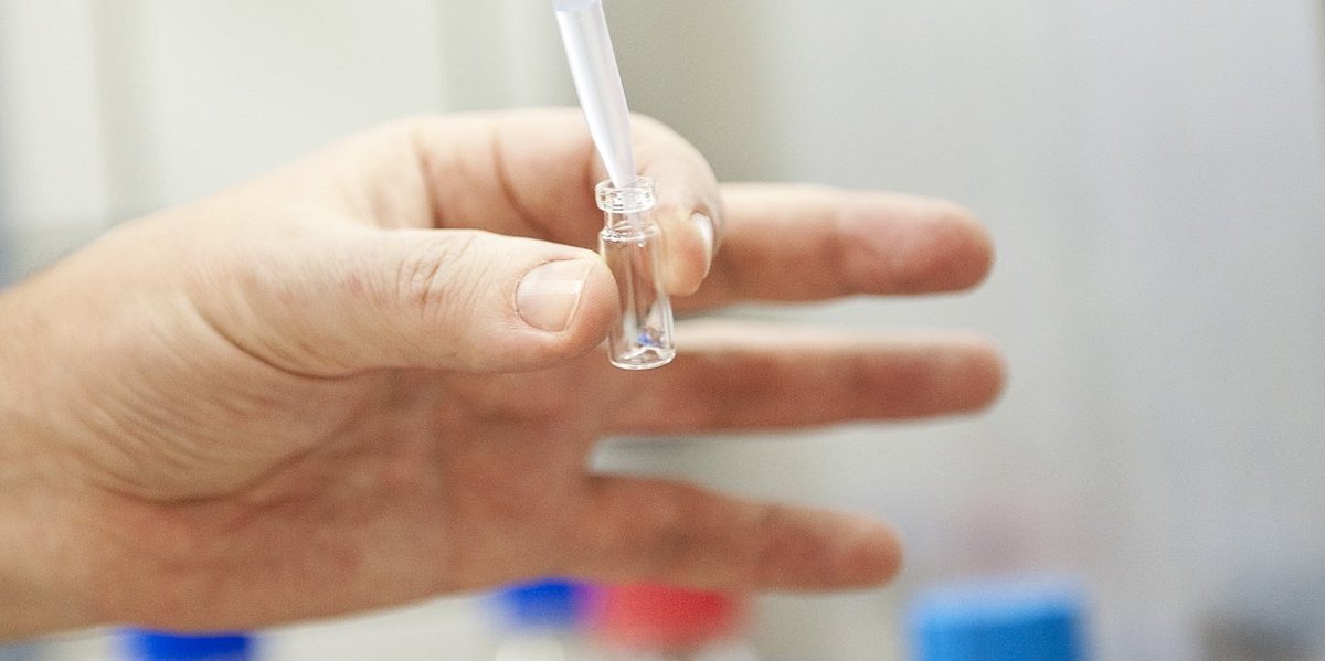 Liquid is filled into a sample vial with a pipette