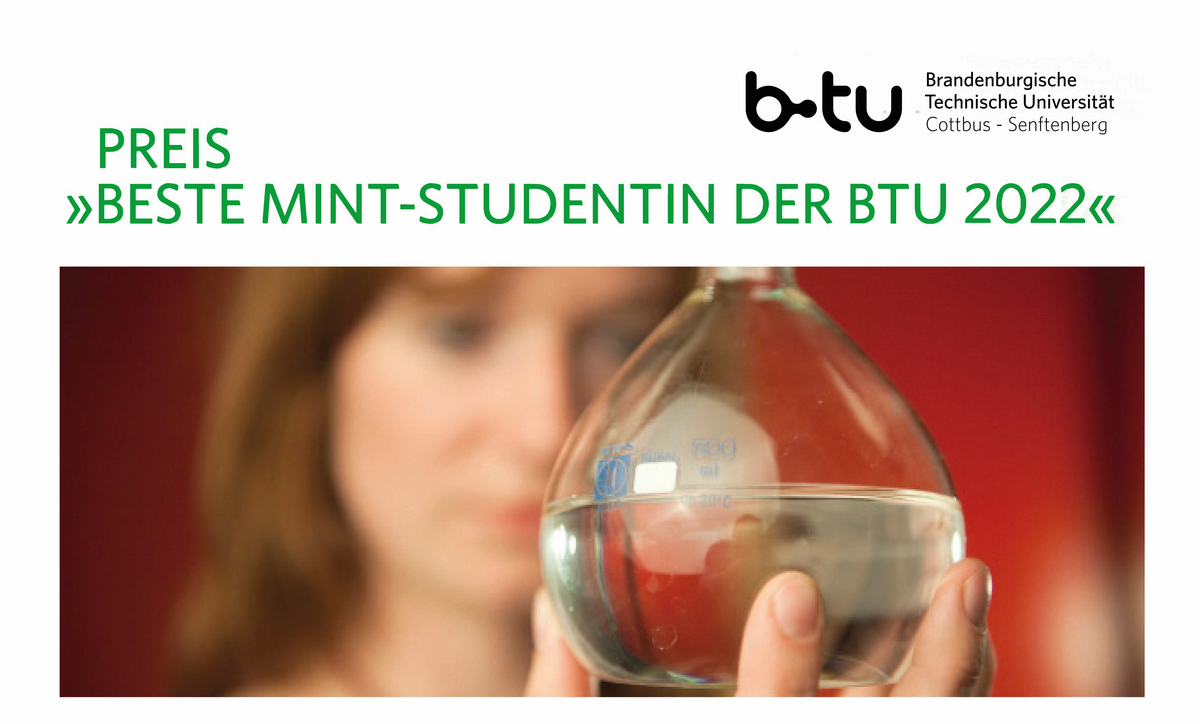 Abbildung „Preis Beste MINT-Studentin der BTU“, junge Frau blickt prüfend in ein Glasgefäß.