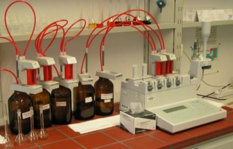 Titrator DL77 Titrator DL77