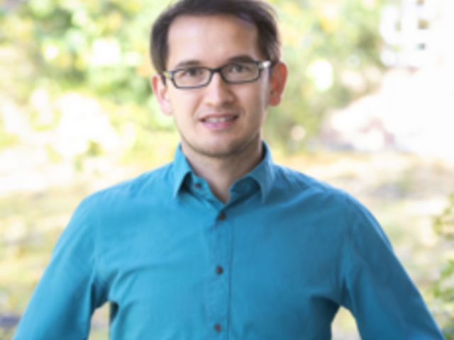 Portrait photo of Prof. Dr. Pao-Yu Oei. Photo: EUF