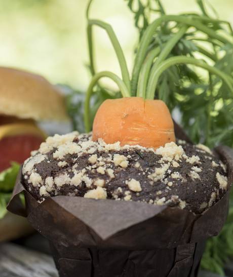 Iss mal anders - Gesundheitstag Ein Muffin mit Karottentopping