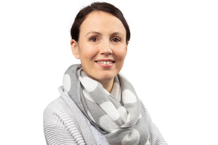 Portrait photo of Dr. Natalia Gorynia-Pfeffer. Photo: RKW Competence Center