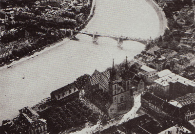 Detailed view of the current image