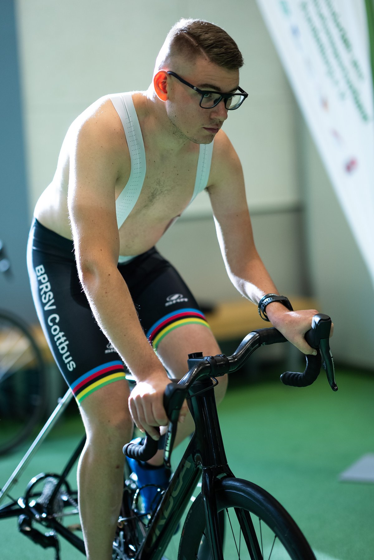 Paracycler mit neuem Lenker beim Trauning 