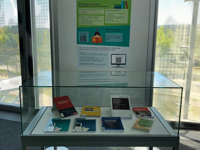 [Translate to Englisch:] Ausstellung Wissenschaftliches Arbeiten