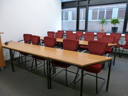 room 2.24 Raum 2.24