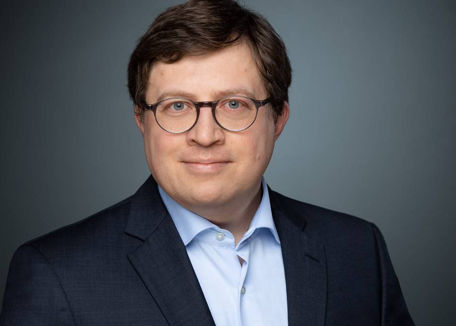 Dr. Markus Wolf Dr. Markus Wolf
