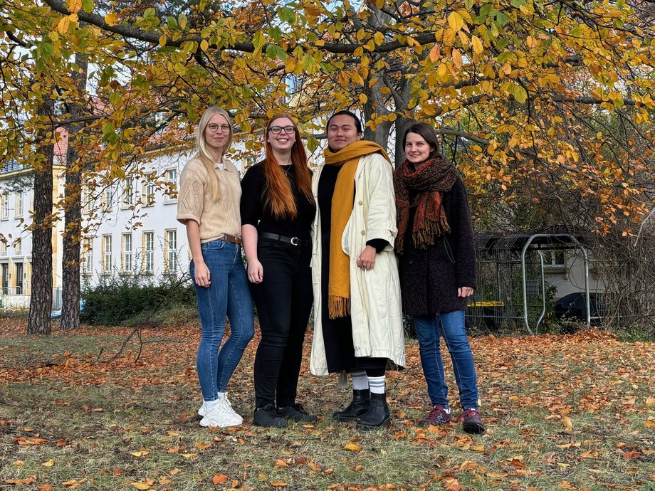 Der Fachschaftsrat IGP 2023 v.l.n.r.: Antonia Schmaus, Luise Neupert, Hai Viet Le, Anika Jäkel