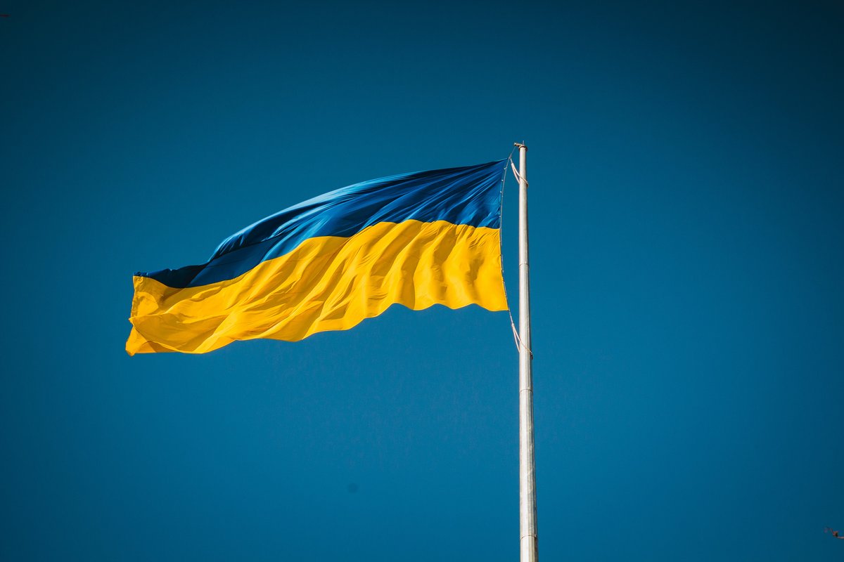 Ukrainische Flagge - blau und gelb. ©TheKit_13 pixabay.jpg