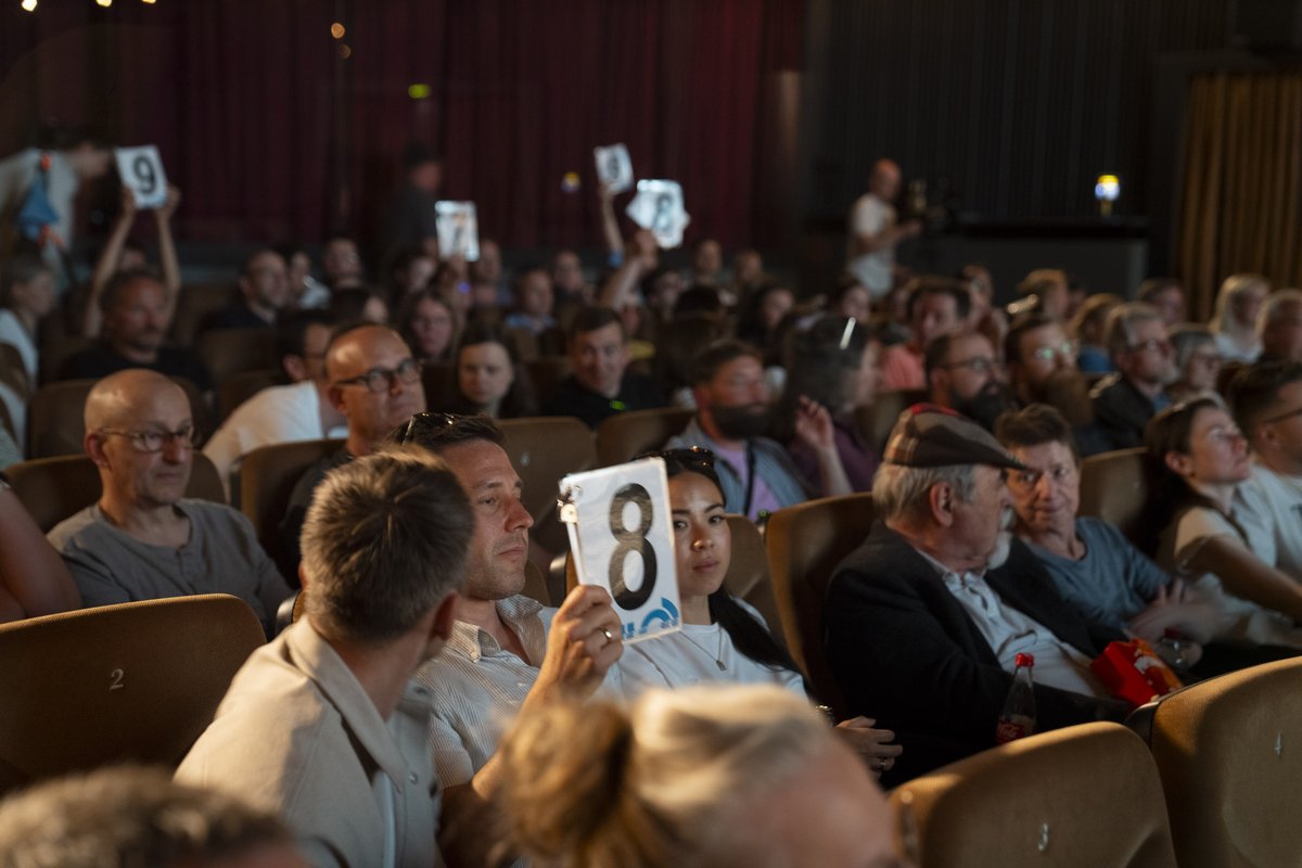 220 Besucherinnen und Besucher im Weltspiegel Finsterwalde bewerteten die Slammer