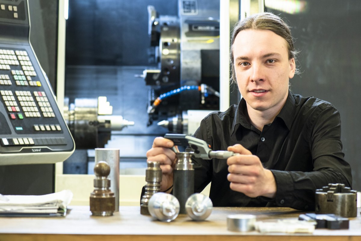 Portrait photo of Pascal Fritzsche. Photo: BTU, Ralf Schuster 