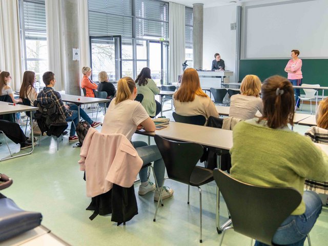 Austausch unter MINT-Studentinnen