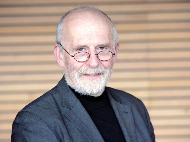 Portrait Prof. Frömmel