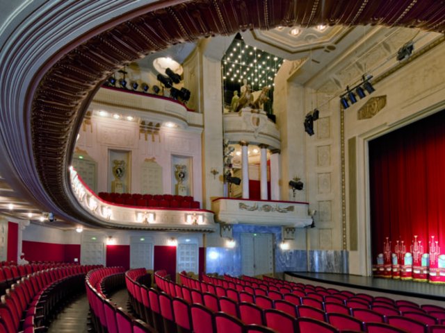 Blick in den Saal des Großen Hauses