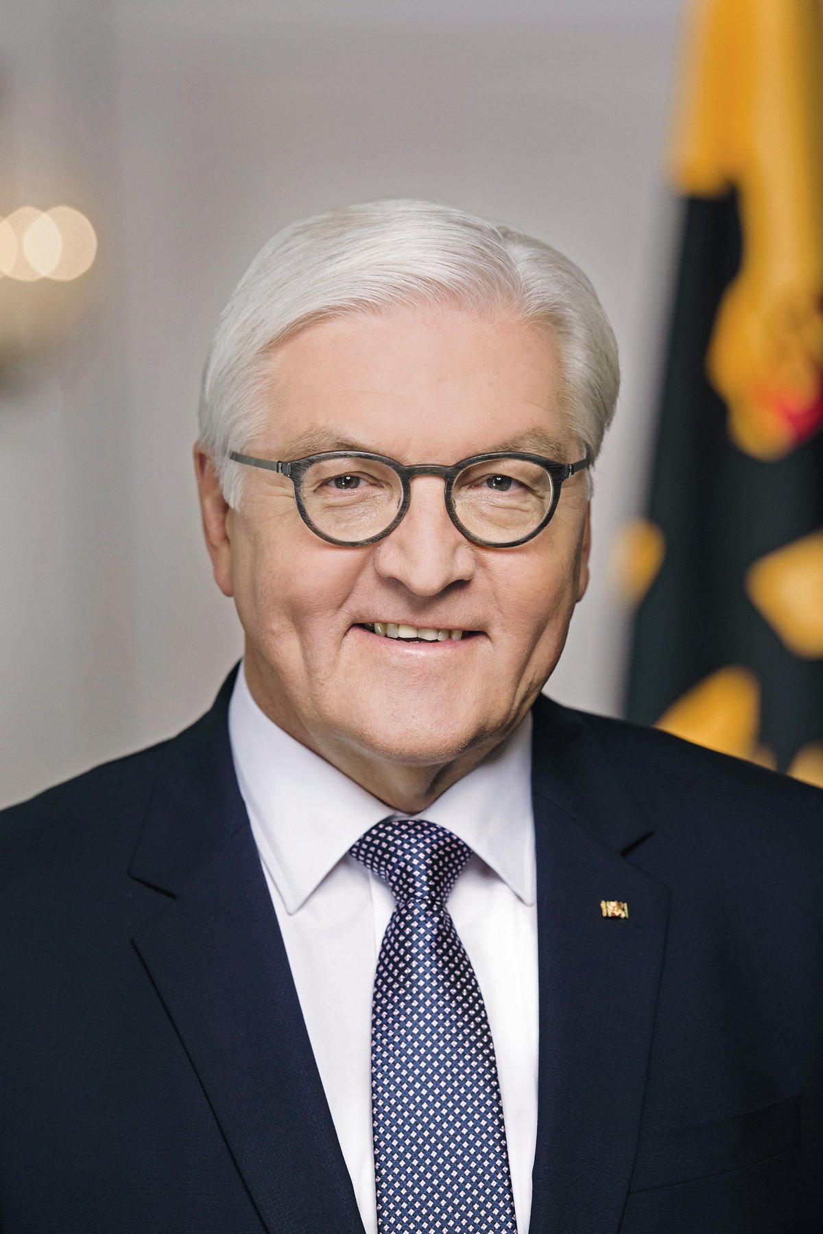 Portrait photo of the German President Frank-Walter Steinmeier. Copyright: Federal Government/Steffen Kugler