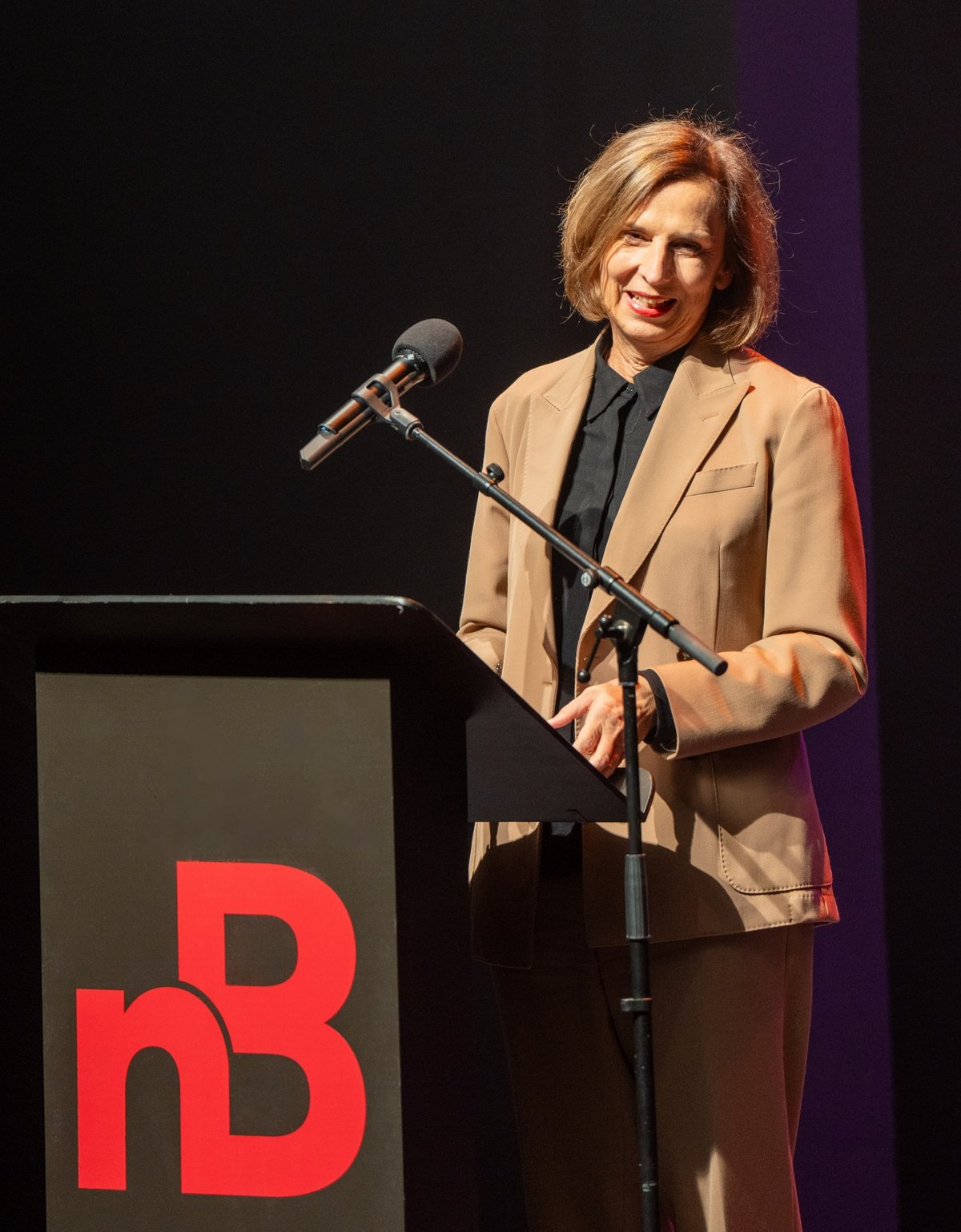 Die BTU-Präsidentin Prof. Dr. Gesine Grande am Rednerult.