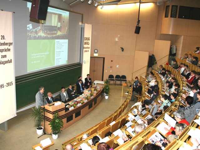 Teilnehmer der 20. Senftenberger Gespräche zum Schlaganfall am 14. März 2015 Hörsaal.
