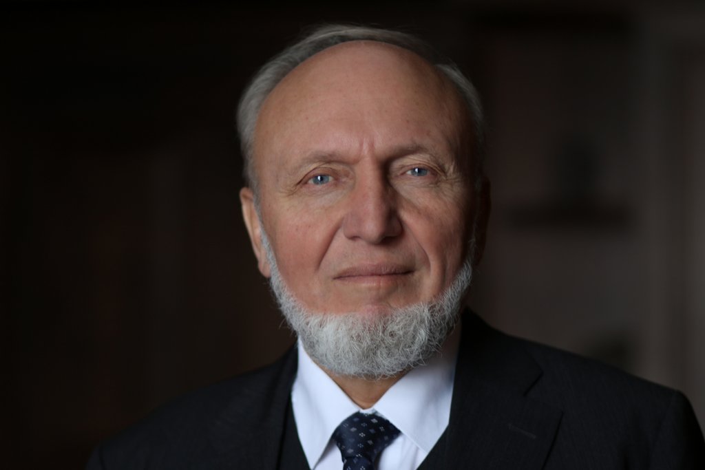 Porträtfoto von Prof. Dr. Dr. h.c. mult. Hans-Werner Sinn. Foto: Romy Vinogradova