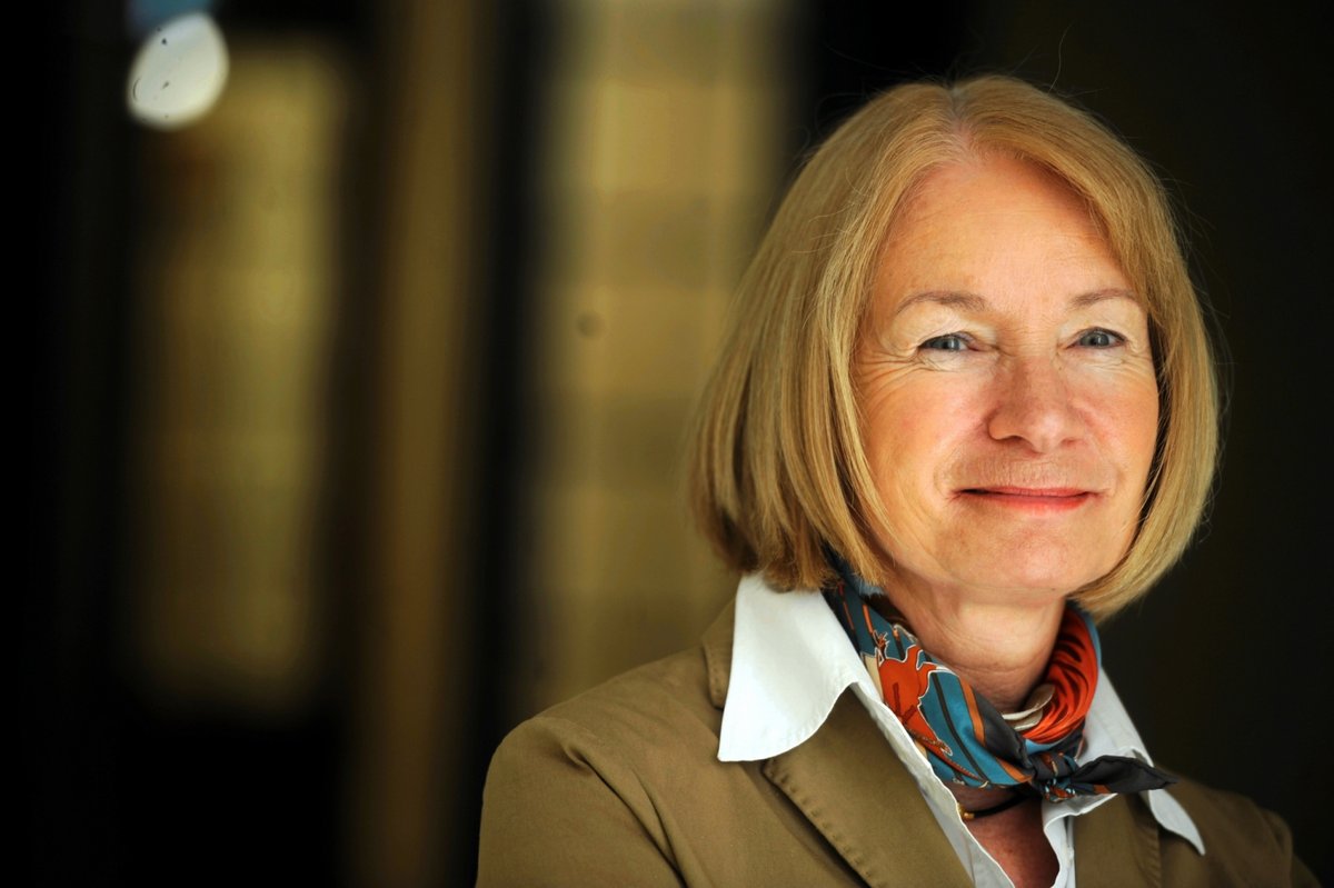 Porträtfoto der Direktorin der Staatsbibliothek zu Berlin, Barbara Schneider-Kempf. Foto: Reto Klar / Staatsbibliothek zu Berlin - PK