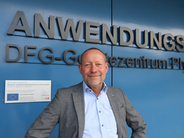 Portrait photo of Prof. Dr.-Ing. Christoph Egbers.