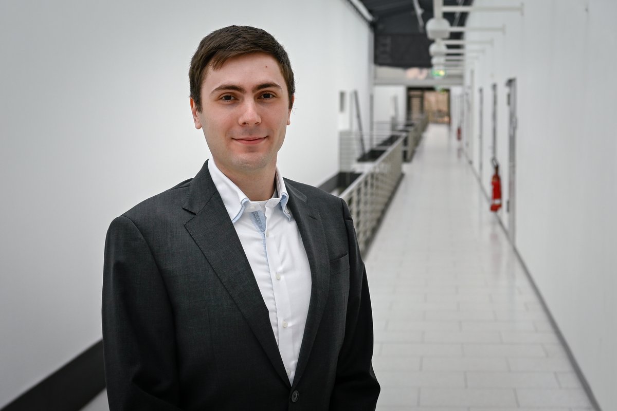 Portraitfoto Lucas Ost