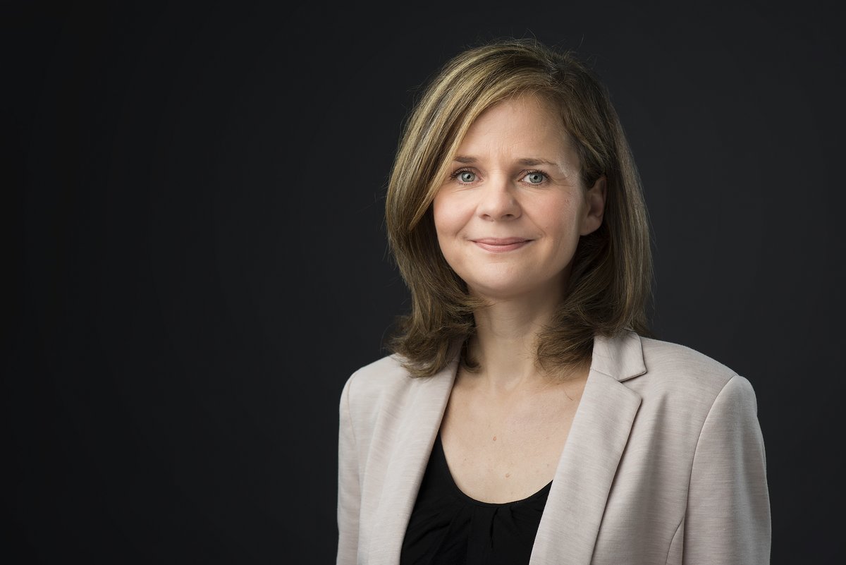 Portraitfoto von Dr. Claudia Börner