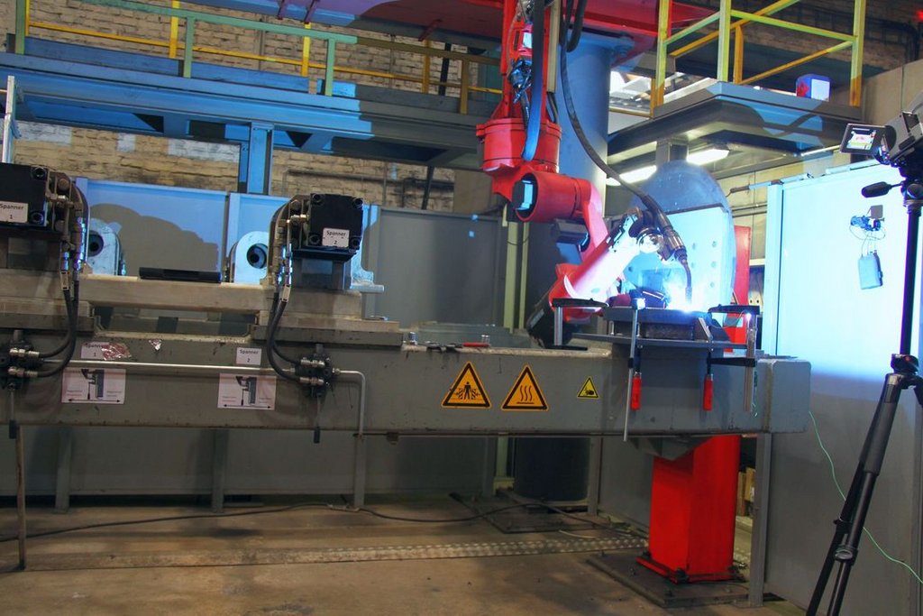Anlage zum Wire Arc Additive Manufacturing, kurz WAAM, einem von zwei Schweißverfahren, die unter MCR | Metal Print Anwendung finden, Foto: LEAG