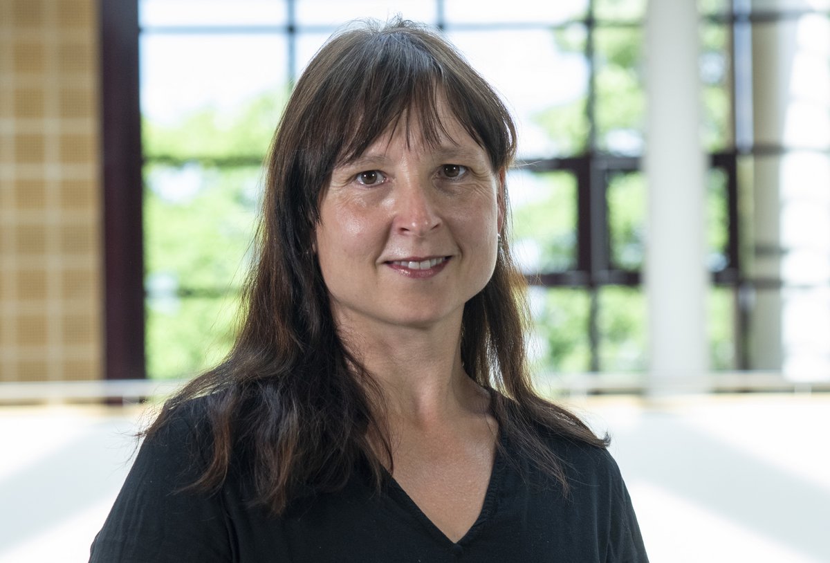 Portrait photo of Marlene Kraske.