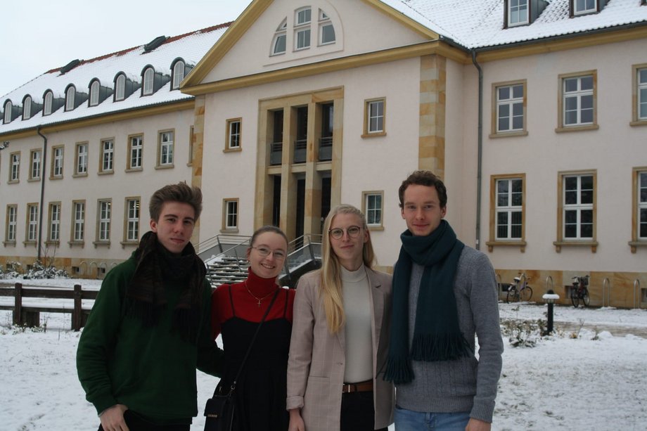 Der Fachschaftsrat IGP 2021 v.l.n.r.: Lars Linke, Chiara-Marie Gaebelein, Antonia Schmaus, Johannes Breuß