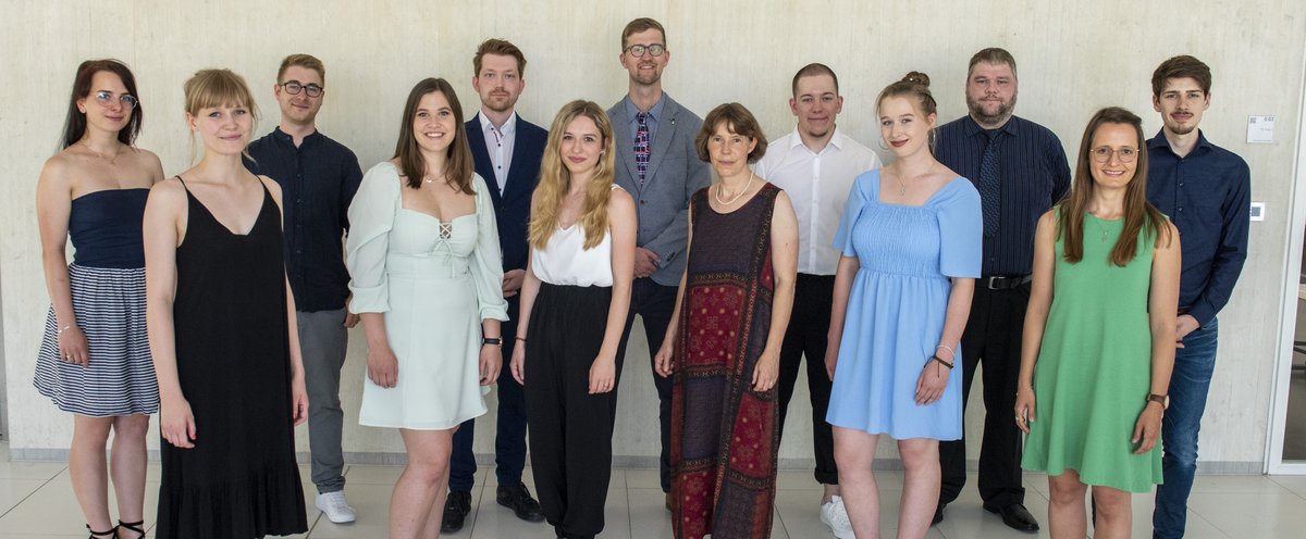 Gruppenbild im Verfügungsgebäude