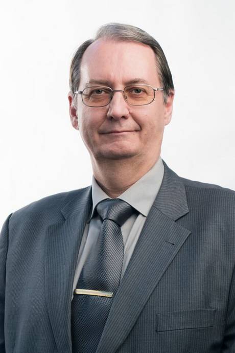 Prof. Dr.-Ing. Harald Schwarz