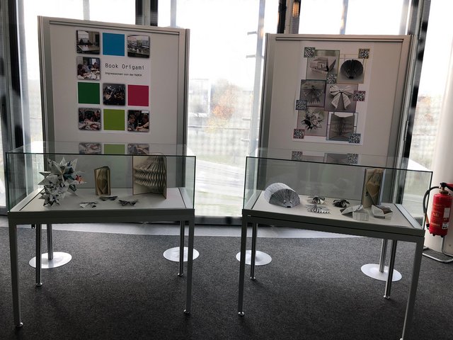Ausstellung "Book-Origami" in der Bibliothek
