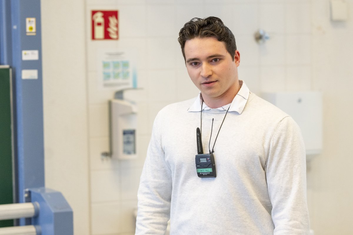 Das zweite Konzept präsentiert unter anderem Emil Hillmer vor. Erarbeitet hat er es gemeinsam mit drei anderen Kommilitonen.