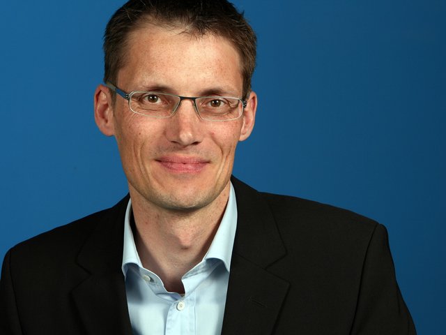 Porträtfoto von Matthias Rumpf. Foto: OECD, Axel Schmidt