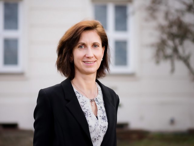 Porträtfoto von Dr. Franziska Rosenlöcher. Foto: Ralf Schuster, BTU