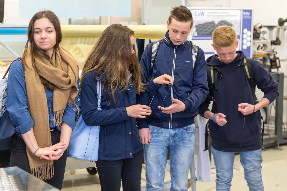 Schüler/innen beim Zukunftstag am Fachgebiet LsW