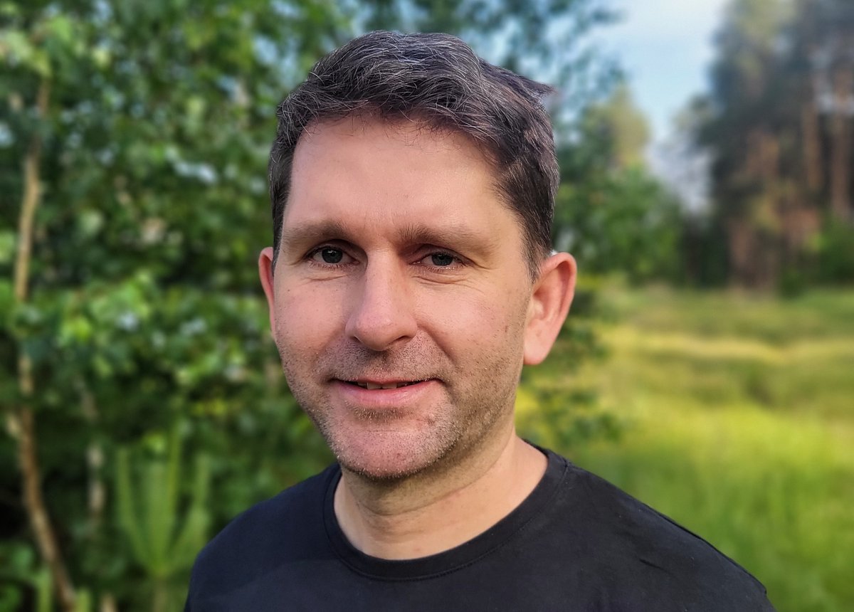 Porträtfoto von Dr. Christian Böhm.