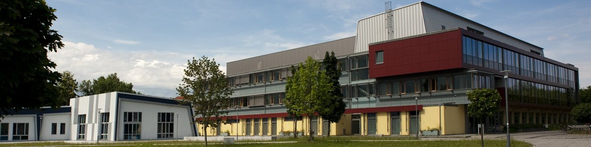 Das Laborgebäude 15 auf dem Campus Senftenberg.